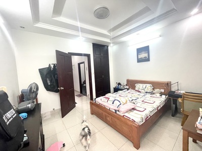 Nhà chính chủ phan văn trị p.10 62m2 nở hậu 4.25m 3 tầng đẹp sát bên cityland chỉ 10.6 tỷ. 4