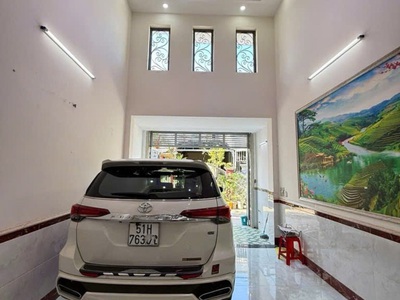 Nhà vuông shr 4 tầng hxh 68m2 lâm thị hố quận 12 s 2