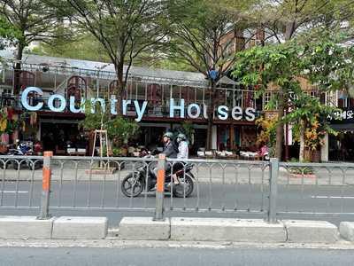 Nhà chính chủ phan văn trị p.10 62m2 nở hậu 4.25m 3 tầng đẹp sát bên cityland chỉ 10.6 tỷ. 0