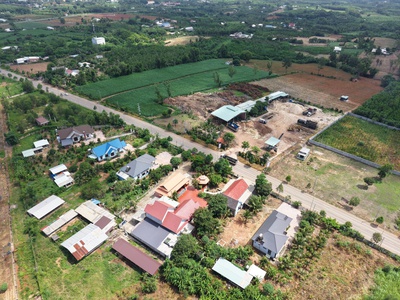 3,7 hecta 110m  mt đường đá bạc   phước tân có sẵn 300m  thổ cư  ont  chì 1tr/m 2