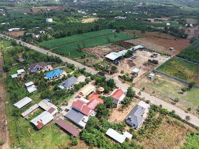 3,7 hecta 110m  mt đường đá bạc   phước tân có sẵn 300m  thổ cư  ont  chì 1tr/m 3