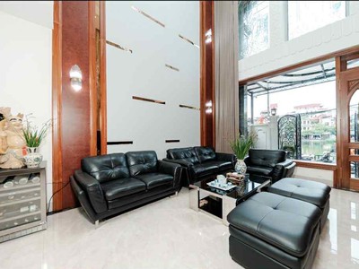 Siêu phẩm mặt hồ bồ đề, 100m x 7 tầng, mặt tiền 5.8m, thang máy, gara, kinh doanh, full nội thất 1
