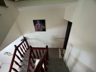 Chính chủ bán nhà 3 tầng lệch - ngõ oto đường Nguyễn văn Cừm trung tâm Thành Phố 4