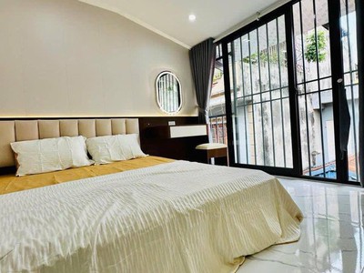 Bán nhà hẻm ô tô gần mt- chu văn an - 4 tầng - 5 pn - 50m2 - 2 mt - không qh - gần mt - 9 tỷ tl 0