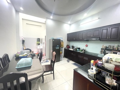 Nhà chính chủ phan văn trị p.10 62m2 nở hậu 4.25m 3 tầng đẹp sát bên cityland chỉ 10.6 tỷ. 3