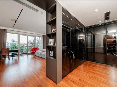 Siêu phẩm mặt hồ bồ đề, 100m x 7 tầng, mặt tiền 5.8m, thang máy, gara, kinh doanh, full nội thất 4