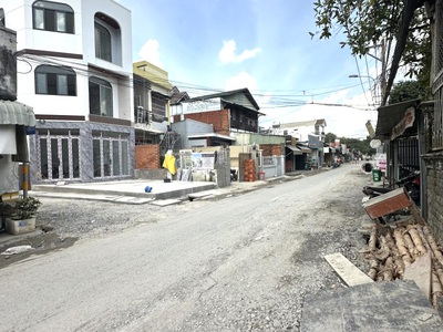 Đất đẹp vuông a4 100m    hẻm xe hơi, gần trường tam bình, full thổ cư, giá chỉ 8 tỷ 3