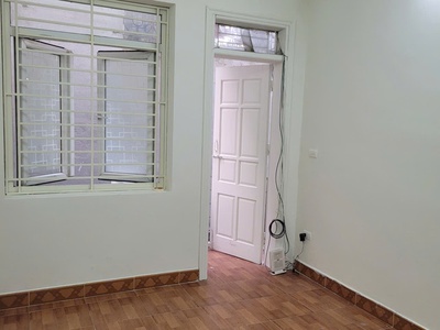 Cho thuê nhà ngõ 18 định công thượng, 30m  x 5 tầng,  11 triệu/tháng 3
