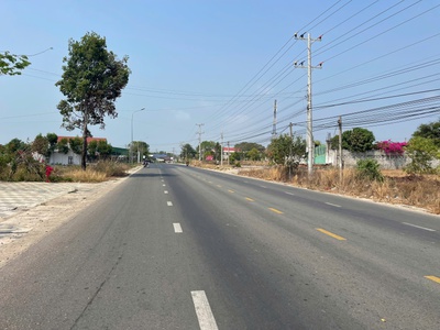 Bán 1128m2 đất thổ cư đường nguyễn chí thanh, lagi giá rẻ 4.78tr/m2 2