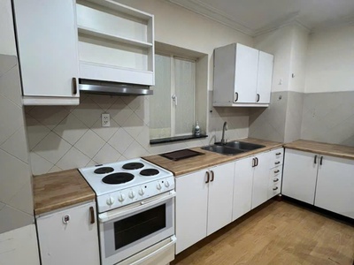 Cho thuê căn hộ 120m , 2pn   2wc, gần phố nguyễn du   phố huế, căn đẹp trung tâm, giá cực tốt 3