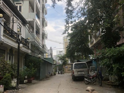 Bán biệt thự tặng 12 phòng trọ , quận 8 , dt 320m,3 lầu ngang 16m chỉ 24 tỷ 4