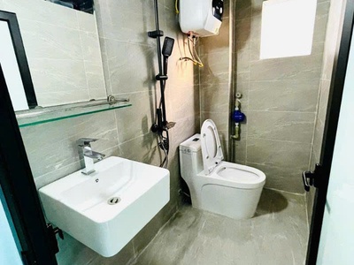 Bán tòa ccmn chiến thắng 50m  x 6t giá 11.8 tỷ   70m ra phố   doanh thu 72tr/tháng tại hà đông 4