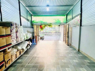 Bán nhà 1 trệt 1 lầu lửng dĩ an,đường nhựa 10m thông,kinh doanh tốt 2