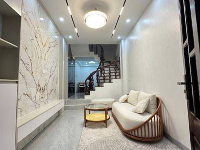 Doãn kê thiện 42m x5 tầng-8,6 tỷ-vài bước ô tô tránh,ngõ thông các ngả,phân lô 0