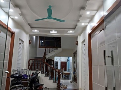 Bán nhà 4 tầng mặt phố Cao Bá Quát, Đông Nam Cường, TP HD, 72m2, mt 4m, chỉ 6.x tỷ 0