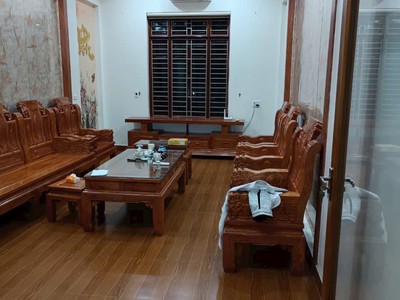 Bán nhà 4 tầng mặt phố Cao Bá Quát, Đông Nam Cường, TP HD, 72m2, mt 4m, chỉ 6.x tỷ 1