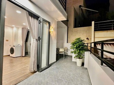 Bán nhà MT thụt Lê Văn Sỹ - Q.Tân bình - 45m2 - giá 8,3 tỉ 1