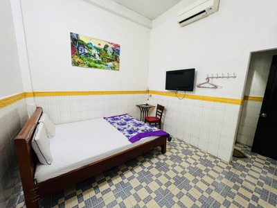 Bán nhà MT Sư Vạn Hạnh đang KD Khách sạn - 4,5m x 16m - 15 phòng 4