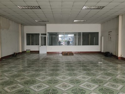 Nhà xưởng cho thuê phường thới an quận 12 dt: 150m giá 8 triêu/tháng lh  0908561228 2