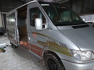 Xe Tải Van Cũ Mercedes-Benz Sprinter 311 CDI 2.2l 7
