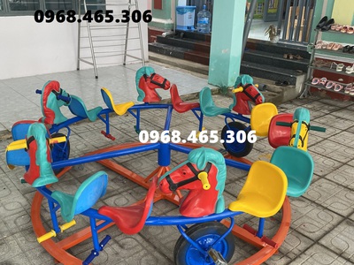 Đu quay ngựa trẻ em, đu quay trên ray mầm non 0