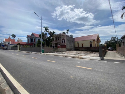 Mặt đường trải nhựa TDP Chùa -Hoa Động Phường Thuỷ Nguyên mới 3