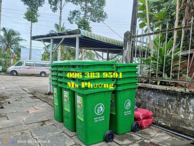 Thùng rác nhựa 240lit có bánh xe, nắp kín, dùng tốt ngoài trời 2
