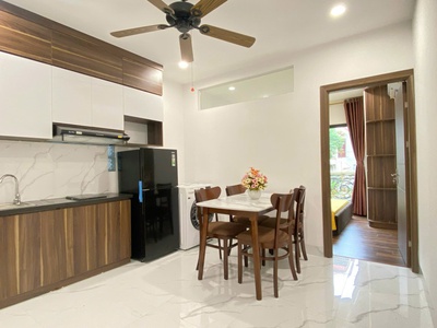 Cho thuê 1pk 1p cực đẹp thoáng ban công full đồ tại 98 thái hà 0
