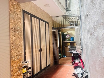Hàng hiếm còn sót lại-nhà đẹp ở ngay-đầy đủ công năng   giá hợp lý 5 tầng   30/35m2-7,9 tỷ. 0