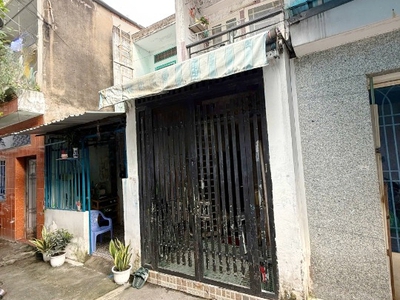 Bán 2 tầng vị trí đẹp hẻm 314 âu dương lân  p. chánh hưng. giá 3,55 tỷ bớt lộc 0