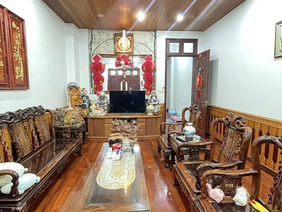 Bán nhà phố lê đại hành, 90m2, 4 tầng, mặt tiền 9.6m, 25.3 tỷ, ngõ rộng thoáng, ở sướng 0