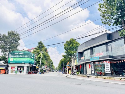 Bán 219m  đất đông hòa,shr đường 2 xe hơi,gần nhà thi đấu dĩ an 1