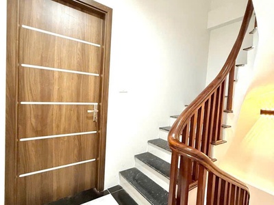 Bán nhà phố hoàng mai, trương định 33m, 5 tầng, 8.5 tỉ 2