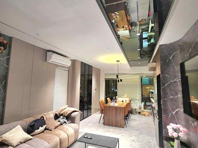 Bán nhà long biên, 6 tầng thang máy, full nội thất, ngõ thông, ôtô vào nhà 4