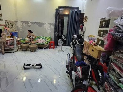 Nhà lý thường kiệt   69m    9.45 tỷ   gần bv thống nhất 1