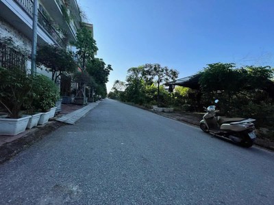 Bán nhà hoàng công, hà đông 55mx7 tầng thang máy, phân lô, vỉa hè, ô tô tránh 20.9 tỷ. 0