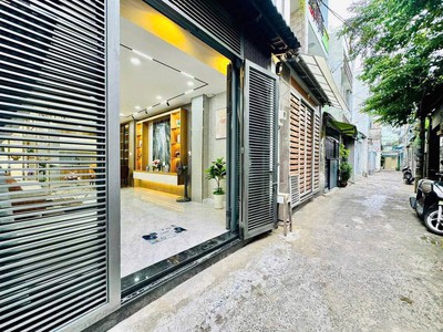 Nhà 499 quang trung ngay trung tâm hành chính gò vấp 1