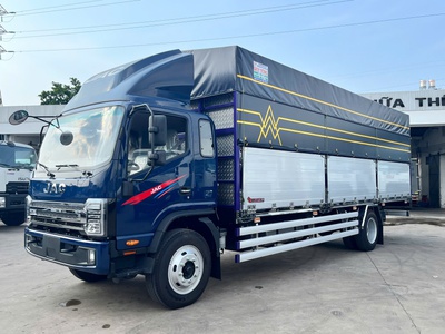 Xe tải 8.2 Tấn JAC N800 xe có sẵn, giao ngay thùng nhôm như hình 1