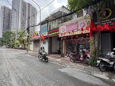 Bán nhà ngõ 99 đức giang   diện tích 85.8m    mặt tiền 3.7m   giá 21.4 tỷ 2