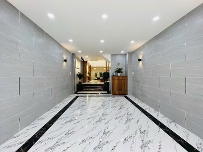 Bán nhà 2 tầng hẻm xe hơi ở đường quang trung p8, q.gv dt: 4 x20m, giá chỉ 6.9 tỷ, ở ngay 3