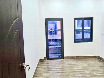 Nhà mới xe hơi tới cửa- sát mặt tiền cmt8 q10- 2 tàng dòng tiền 12 tr/th. sang 0777.826.387 2