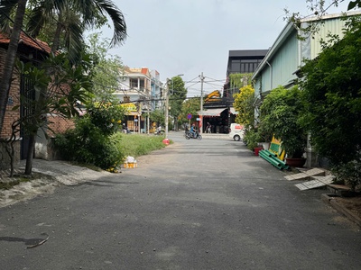 Cần bán nền biệt thự vườn kdc đường b, dự án bình dân. dt 235m2 full thổ cư 1
