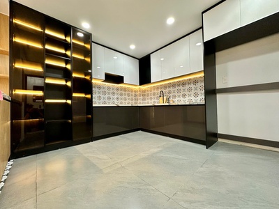 Bán nhà mê đúc 3 tầng hẻm 2m5-3m tháp bà, nha trang. 1
