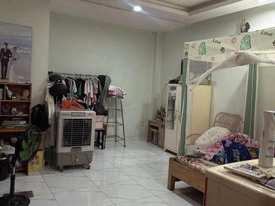 Bán gấp mặt tiền kinh doanh đ số 4 gần trường thpt bhh 80m2 ,4 tầng 8 tỷ 2 3