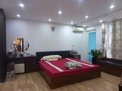 N07 thành thái 148m, 4pn 3wc, nội thất đẹp, gần công viên cầu giấy, 13.5 tỷ 2