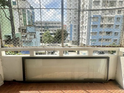 Chính chủ bán chung cư thang bộ 366 Nguyễn Chí Thanh Q.10 - 75m2 - 3pn 2wc 2