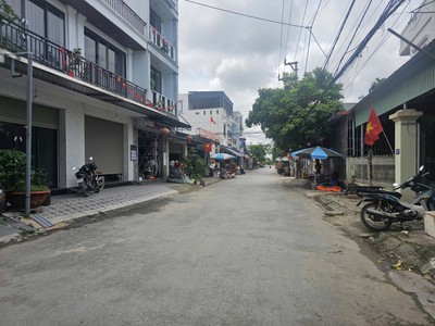 Cần bán lô đất mặt đường 8m tuyến chợ Cát Vũ, Tràng Cát 82m2 giá chỉ 2.79 tỷ 1