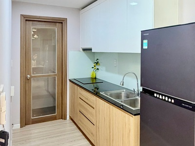 Căn 56m2  2pn1wc  Imperial Place full nội thất, sổ hồng sẵn 4