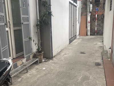 Bán 47M giáp nhị tặng nhà 20M ô tô tránh hoàng mai 1