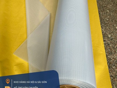 Màng nhựa pvc kẹp lưới - bạt che nắng mưa 3